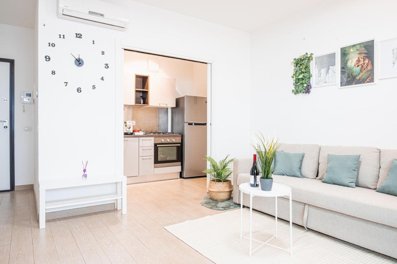 Apulialux - Elegant Apartment Con Netflix Bari Dış mekan fotoğraf